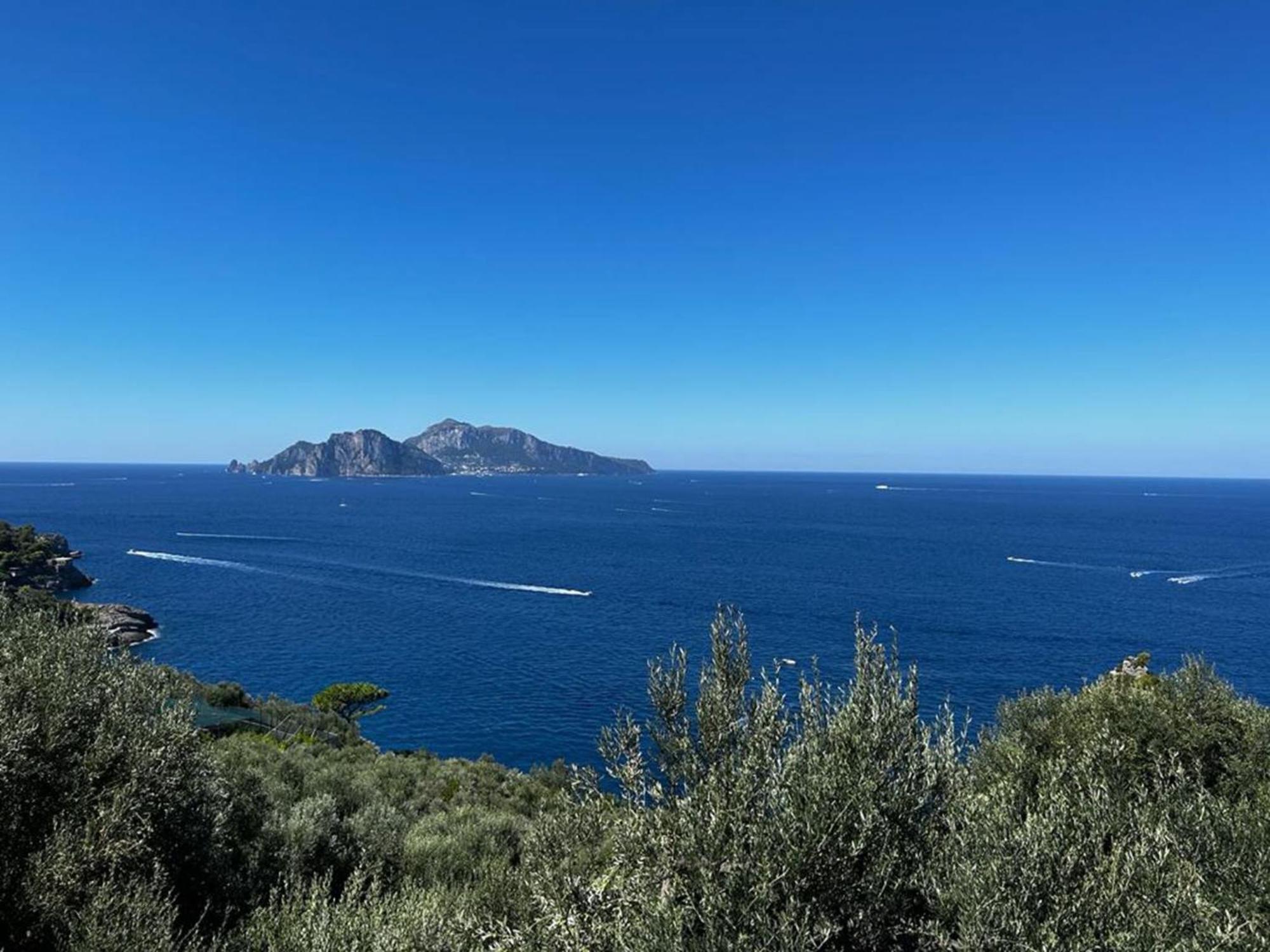 Apartment Don Luigino - Capri View By Interhome มัสซาลูเบรนเซ ภายนอก รูปภาพ